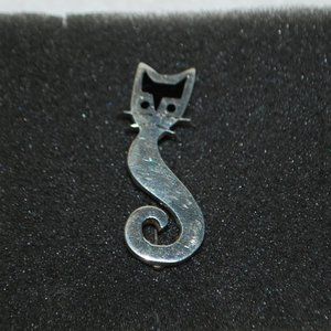 Purr-fect Feline 925 Cat Pin
